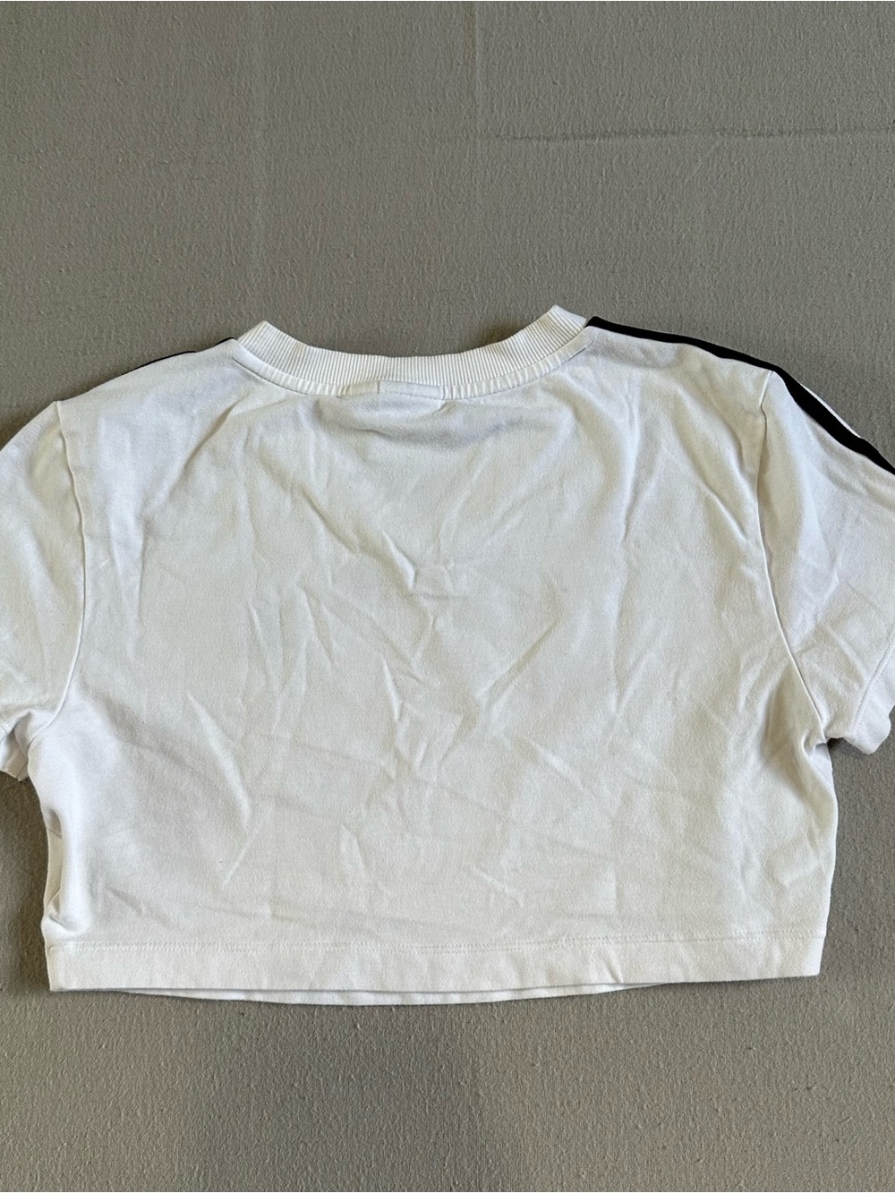 Adidas Originals White Cropped Three Stripe T-Shirt Size S - Picture 5 of 5
